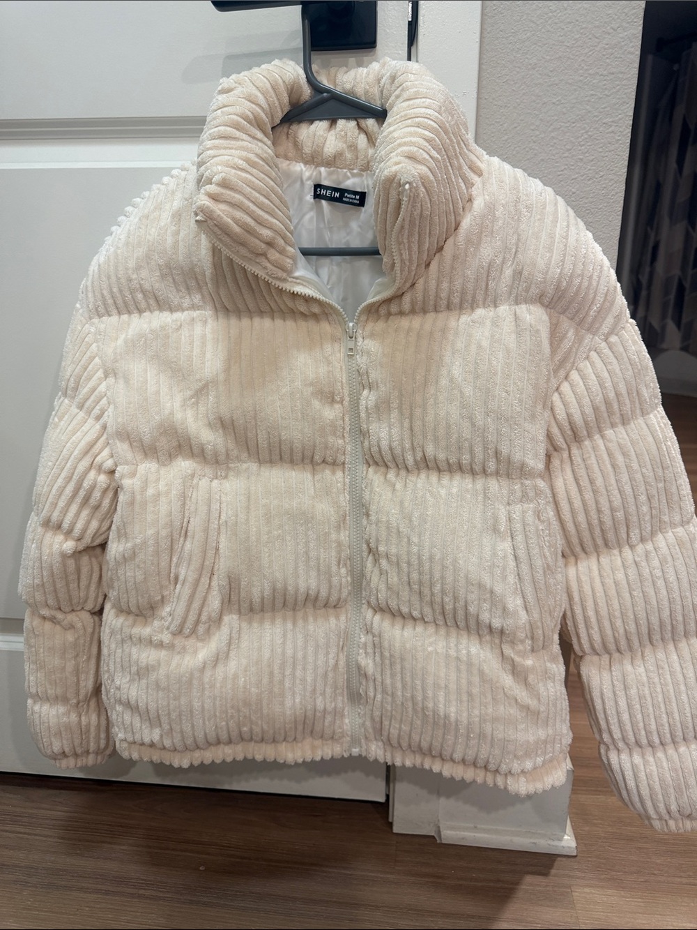 SHEIN Cream Ribbed Puffer Bomber Jacket